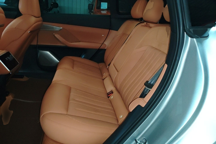 乐道L60 2024款 60kWh 后驱版中控内饰21