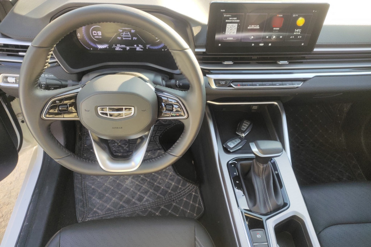 吉利汽车 帝豪 2022款 第4代 1.5L CVT尊贵型中控内饰12