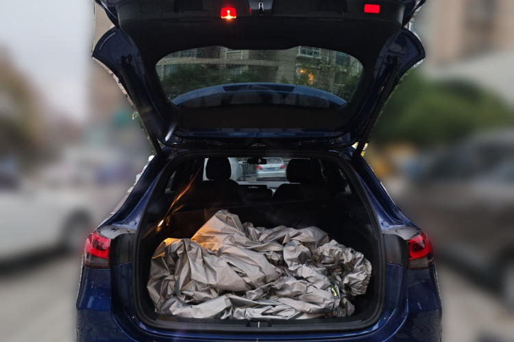 奔驰GLA 2020款 GLA 200中控内饰23