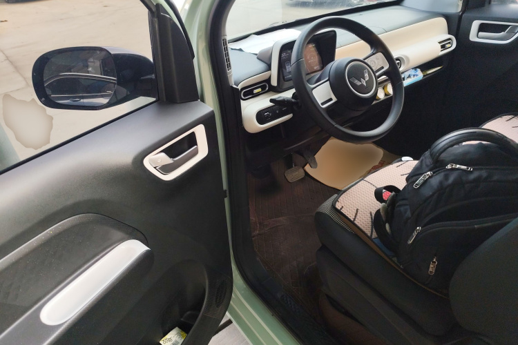 五菱汽车 宏光MINIEV 2024款 第三代 215km 青春版中控内饰20