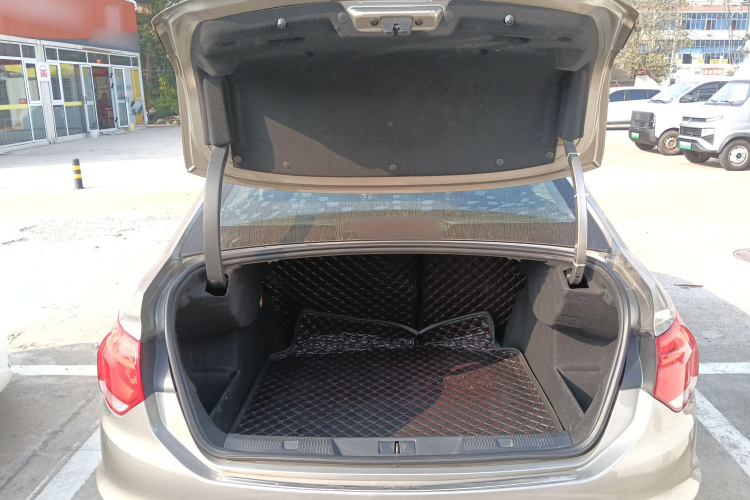 雪铁龙C4L 2014款 1.6THP 智驱版 自动劲智型机舱底盘23