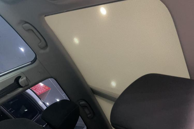 荣威RX5 2020款 20T 自动4G互联超越版中控内饰7005