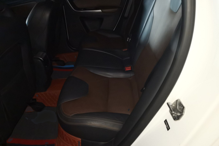 沃尔沃XC60 2017款 T5 AWD 智远升级版中控内饰21