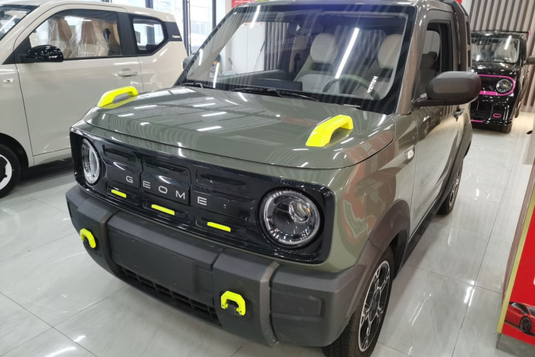 吉利银河 2025款 210km 熊猫骑士车身外观1