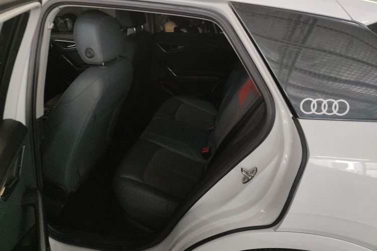 奥迪Q2L 2018款 35 TFSI 时尚致雅型 国V中控内饰21