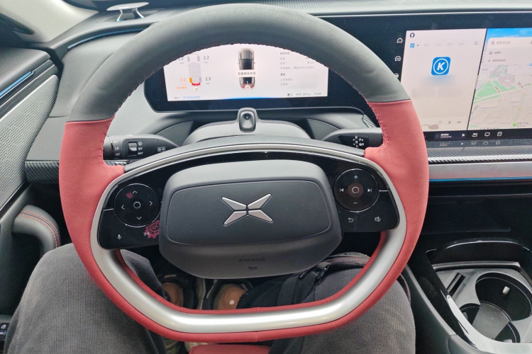 小鹏P7 2021款 480G中控内饰13