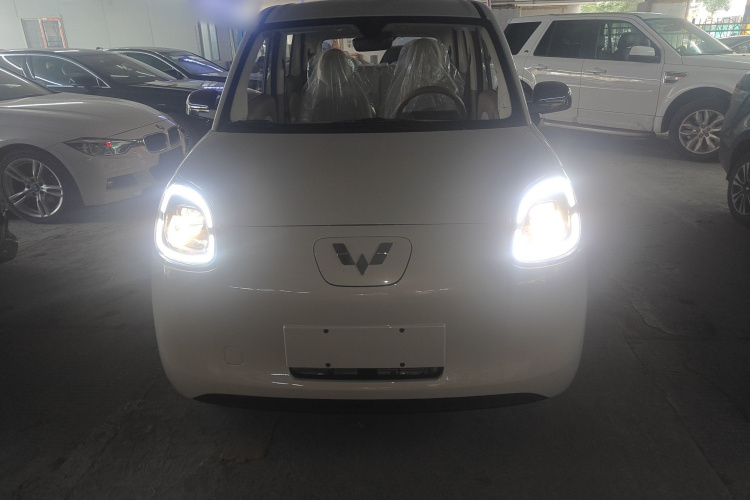 五菱汽车 宏光MINIEV 2025款 四门版 进阶款车身外观2