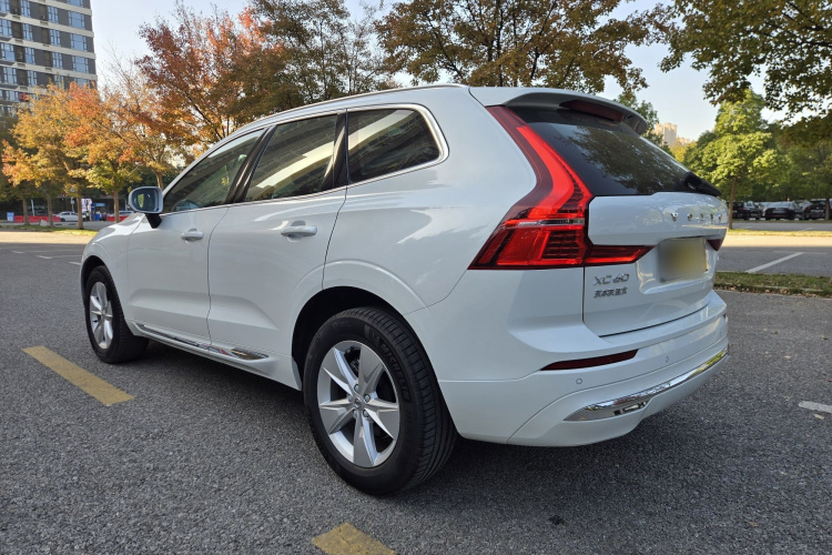 沃尔沃XC60 2022款 B5 四驱智逸运动版车身外观6003