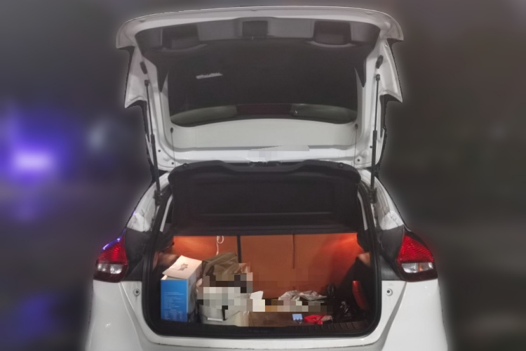 福特 福克斯 2015款 两厢 1.6L 自动舒适型局部细节23