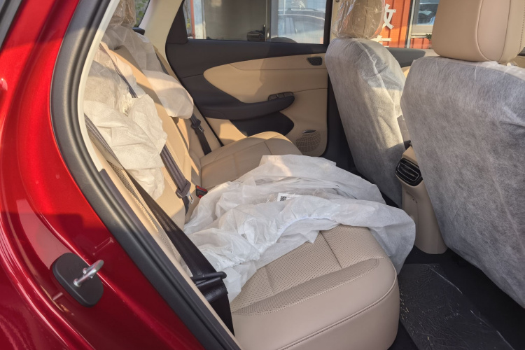 红旗天工05 2025款 550智选版中控内饰7009