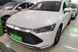 比亚迪 秦PLUS 2024款 荣耀版 DM-i 55KM领先型