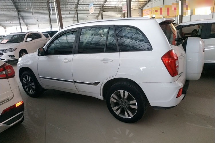 奇瑞 瑞虎3 2016款 1.6L CVT智尚版车身外观4