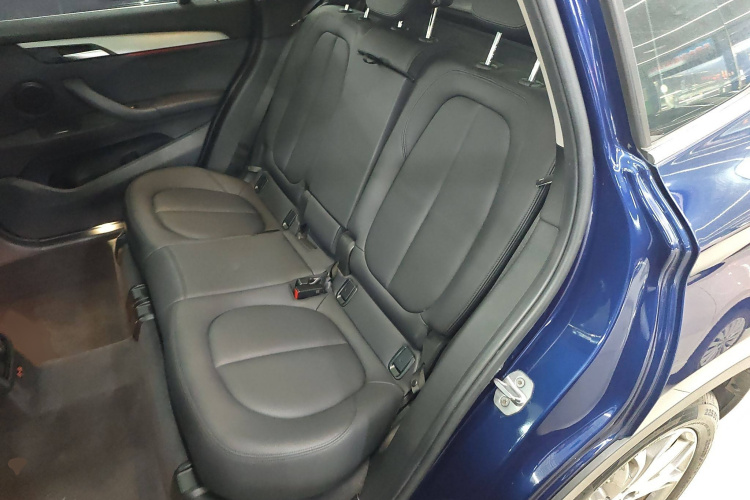 宝马X1 2019款 sDrive20Li 领先型中控内饰7004