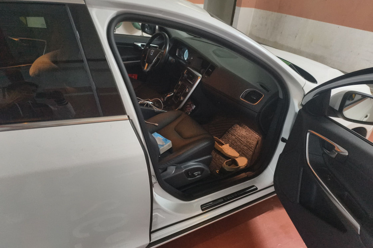 沃尔沃S60 2015款 S60L T5 智驭版局部细节9005