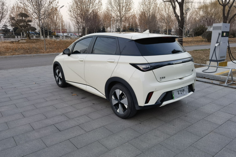 比亚迪 海豚 2023款 420km 时尚版车身外观6005