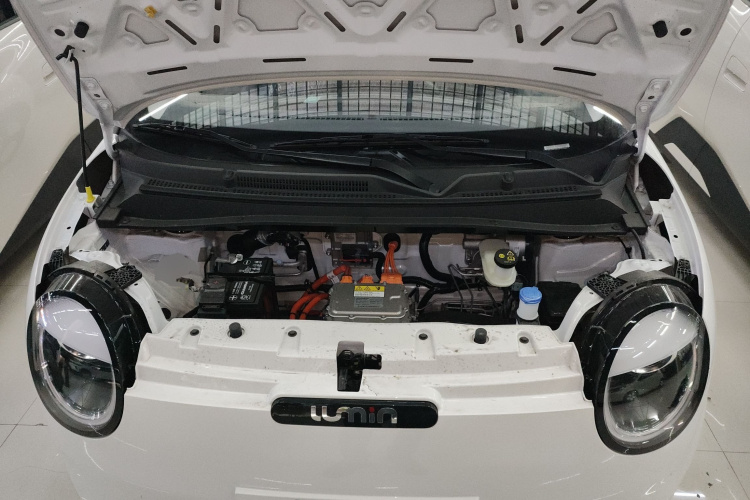 长安启源 长安Lumin 2025款 205km 香沁款机舱底盘24