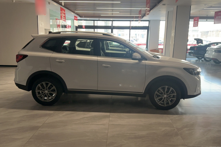 荣威RX5 2025款 PLUS 330TGI 自动领潮智惠版车身外观6005