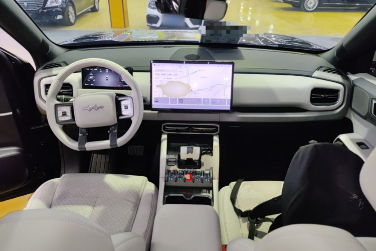 方程豹 钛3 2025款 501KM 四驱智驾Max版中控内饰12