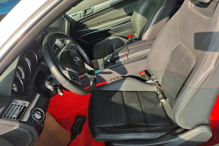 奔驰E级(进口) 2016款 E 200 轿跑车 灵动版局部细节19