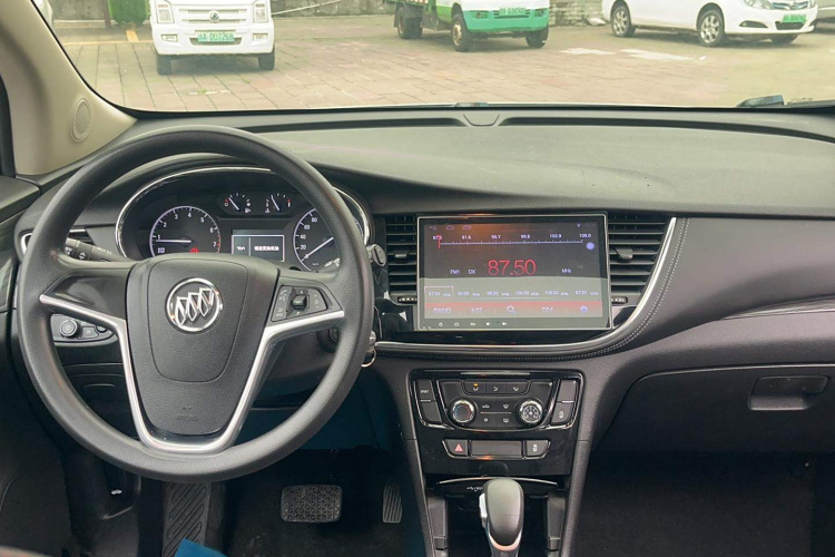 别克 昂科拉 2016款 18T 自动两驱都市领先型中控内饰7002