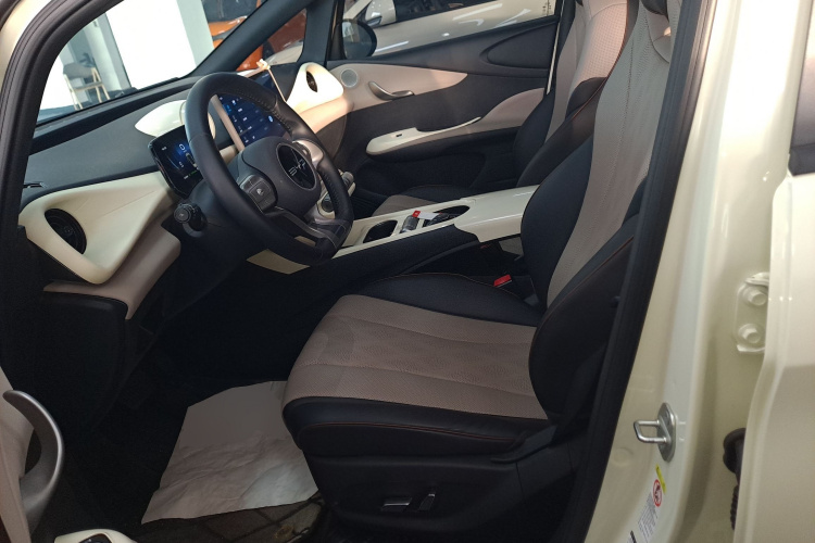 比亚迪 海豚 2023款 420km 时尚版中控内饰19