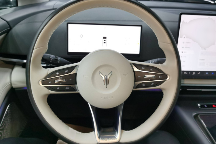 岚图汽车 岚图梦想家 2025款 PHEV 四驱旗舰鲲鹏版局部细节13