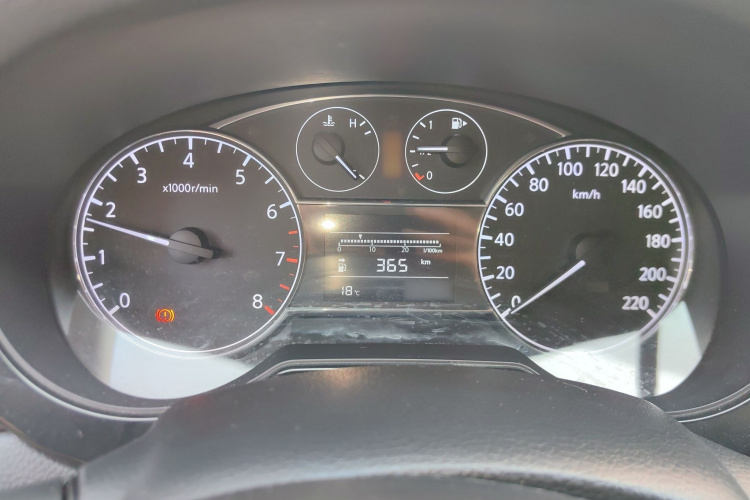 日产 骐达TIIDA 2014款 1.6L 手动智能型局部细节14