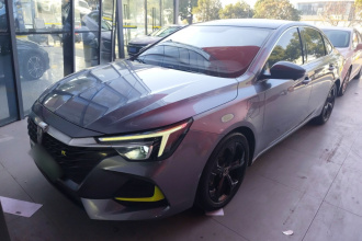 荣威i6 MAX新能源 2020款 1.5T PHEV爽酷天幕版