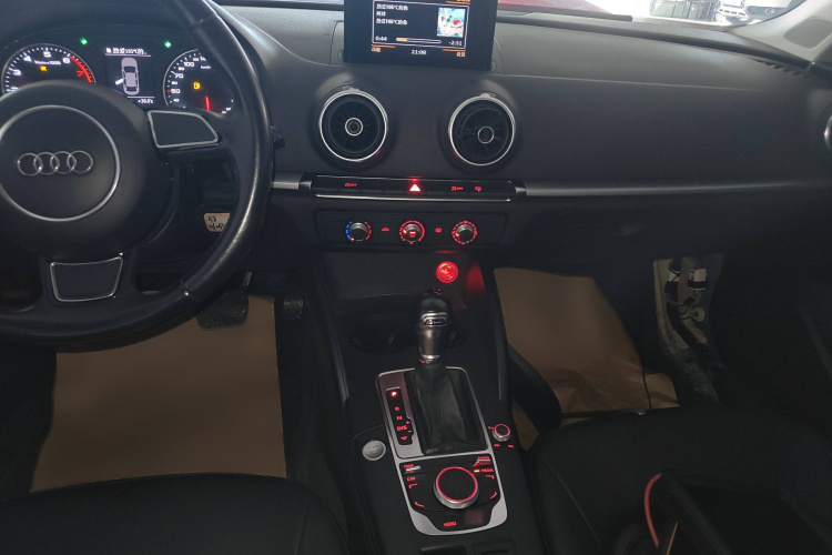 奥迪A3 2016款 Limousine 35 TFSI 进取型局部细节16