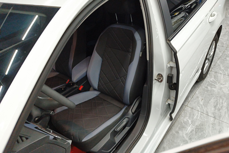 大众 朗逸 2023款 1.5L 自动得逸版中控内饰19