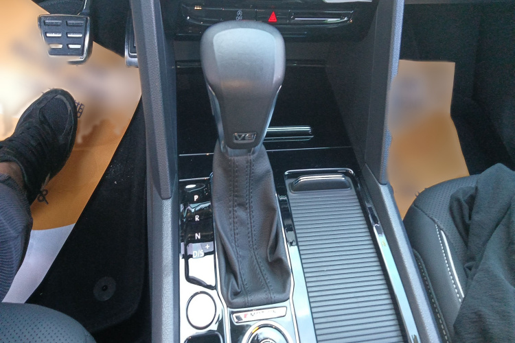 大众 途昂X 2019款 530 V6 四驱尊崇旗舰版局部细节18