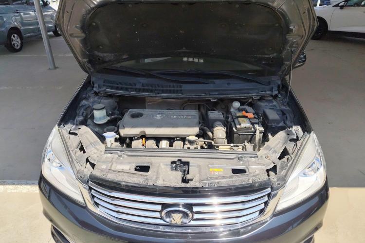 长城C30 2016款 1.5L 手动豪华型机舱底盘24