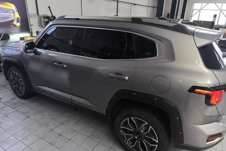 哈弗大狗 PLUS 新能源 2023款 DHT-PHEV 105km 潮电版Plus车身外观4