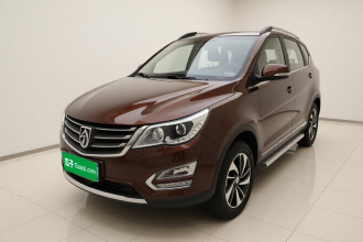 宝骏560 2016款 1.8L iAMT豪华型