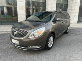 别克GL8 2015款 2.4L 豪华商务尊享版