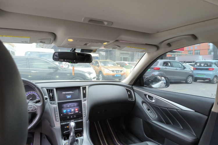 英菲尼迪Q50L 2016款 2.0T 悦享版中控内饰22