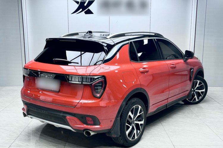 领克01 2017款 2.0T 四驱劲Pro版车身外观6004