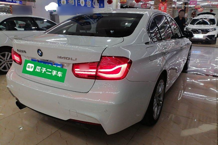宝马3系 2017款 320Li M运动型车身外观7