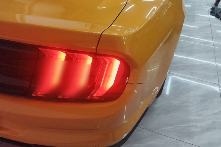 福特 Mustang 2021款 2.3T EcoBoost车身外观9