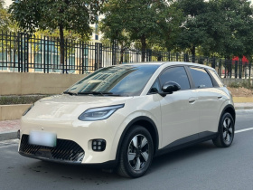 埃安 AION UT 2025款 420智豪版