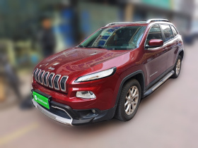 Jeep 自由光 2016款 2.0L 优越版