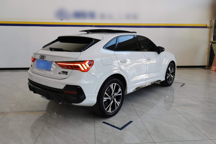 奥迪Q3 2023款 改款 40 TFSI 时尚动感型车身外观7