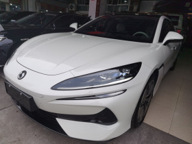 腾势Z9GT 2024款 1100四驱Max版