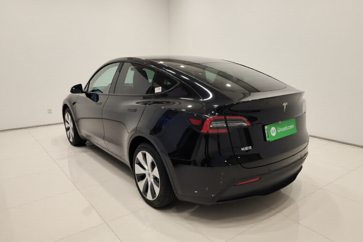 特斯拉 Model Y 2021款 标准续航后驱版车身外观5