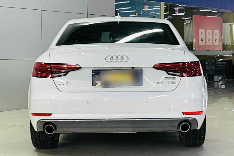 奥迪A4L 2017款 Plus 40 TFSI 时尚型车身外观6004