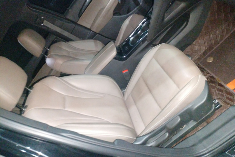 别克 2021款 昂科威Plus 652T 五座豪华型局部细节41