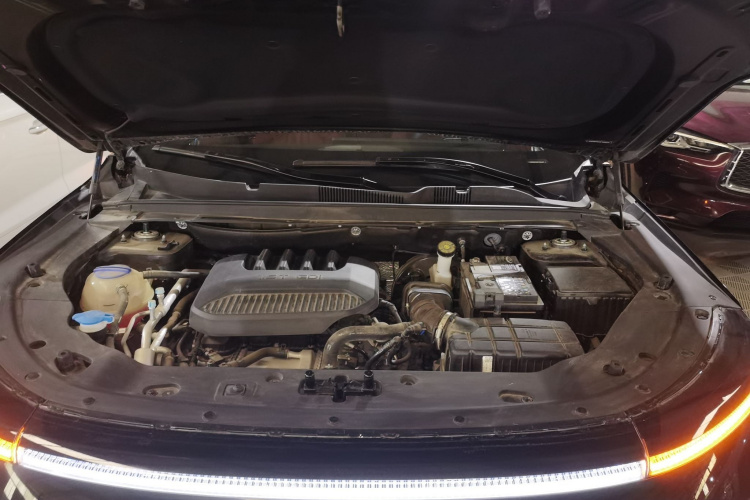 捷途X70 PLUS 2025款 1.5T 旗舰版 5座机舱底盘24