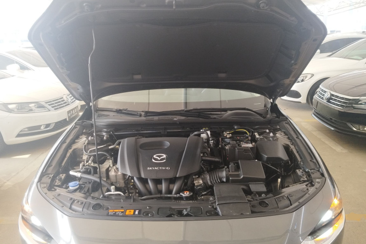马自达3 昂克赛拉 2020款 1.5L 自动质型版机舱底盘24