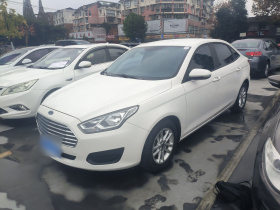 福特 福睿斯 2019款 改款 1.5L 手动质享型 国VI