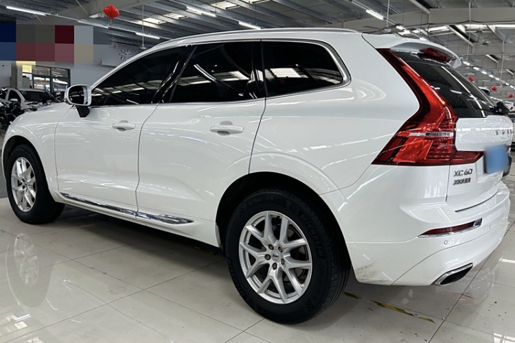 沃尔沃XC60 2021款 T5 四驱智逸豪华版车身外观6004